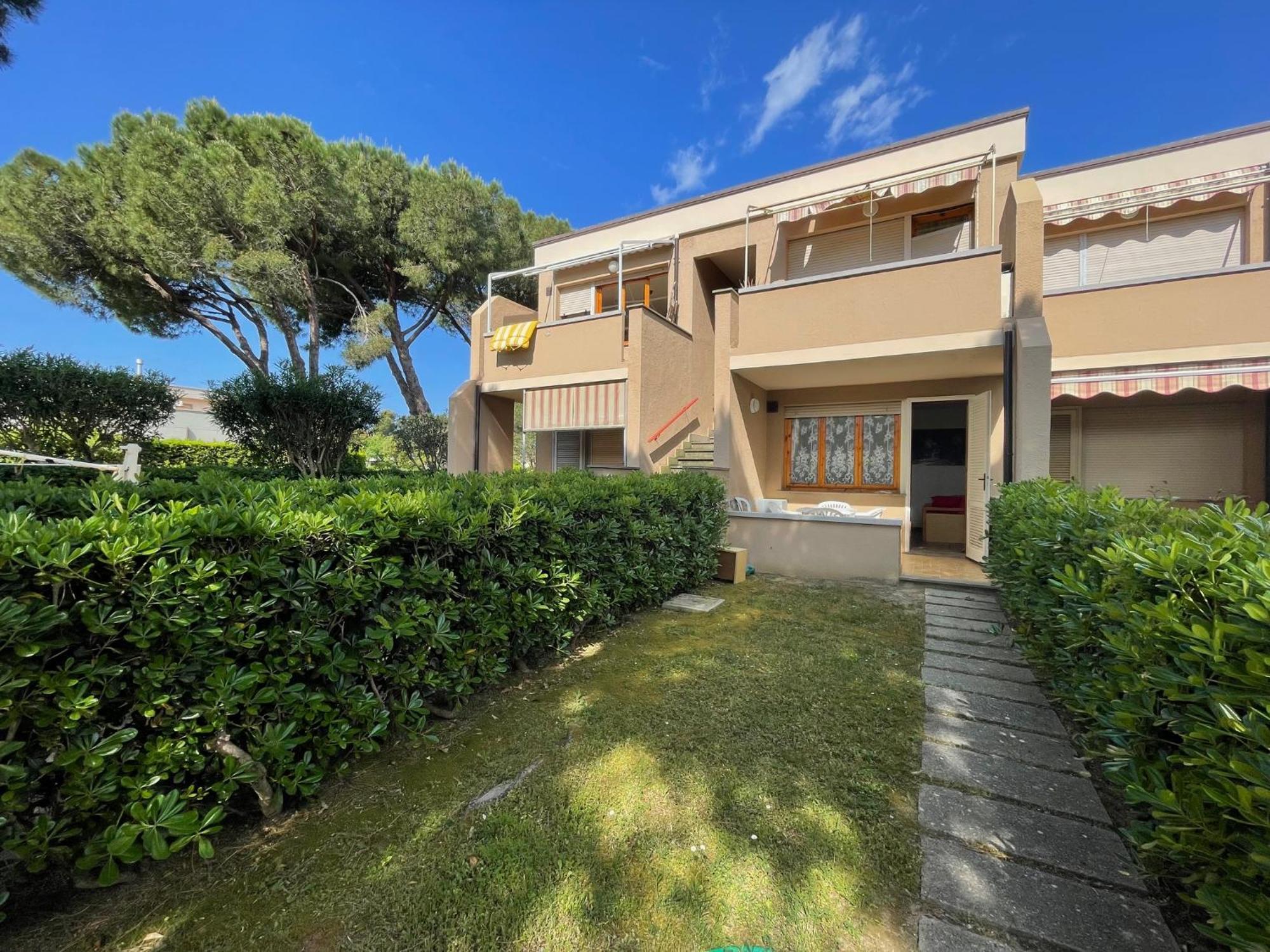 Appartamenti Via Dei Cipressi Marina Di Bibbona Eksteriør billede